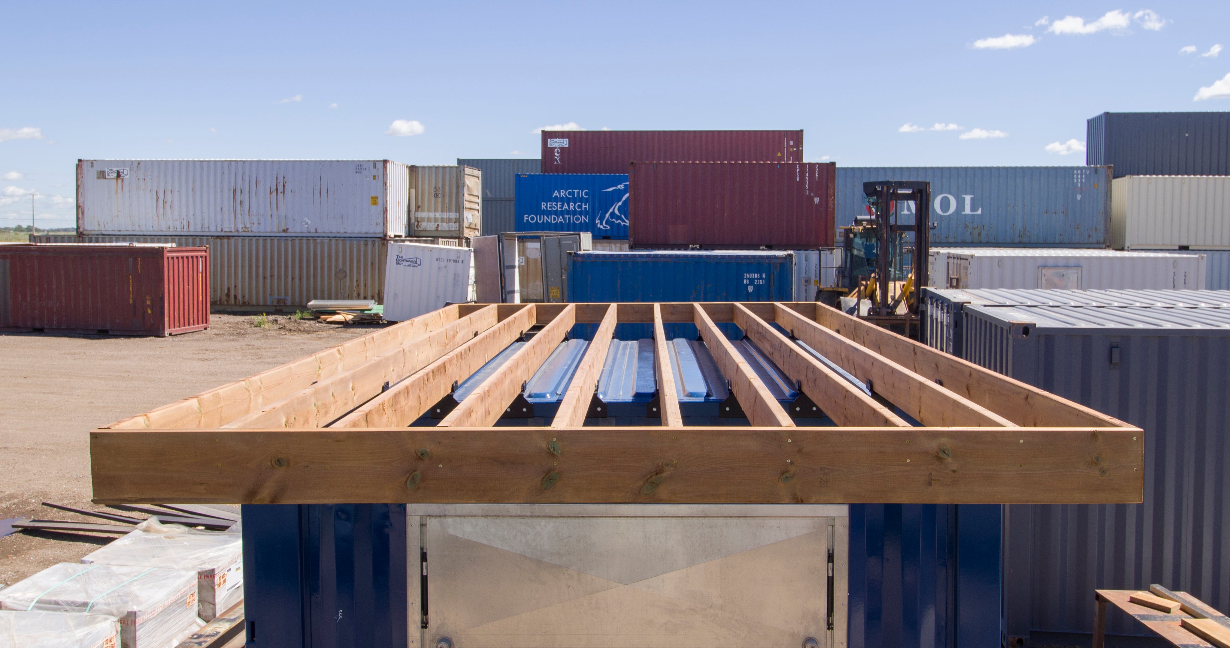 CSM heavy duty upper decker roof bracket Installed with wood frame