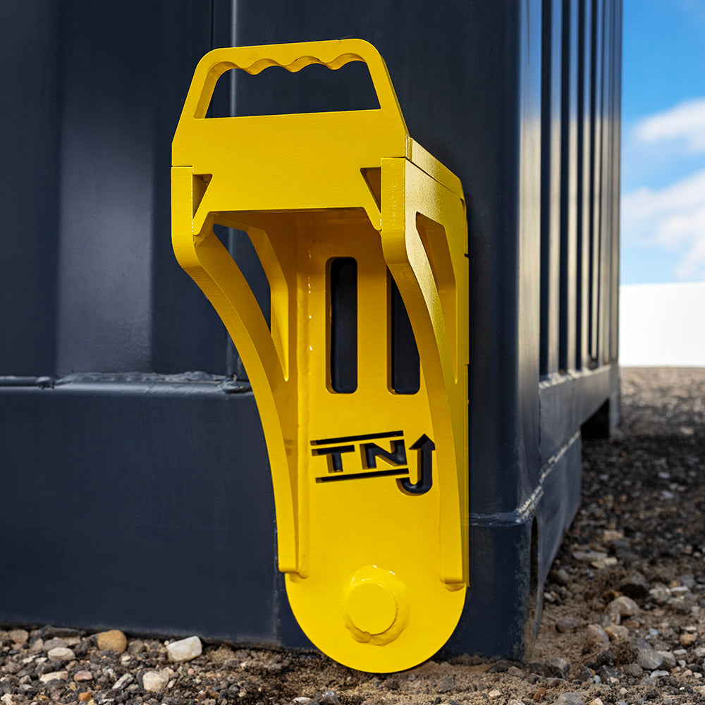 Twist 'n' Jack Container Lifter (TNJ™) for shipping container